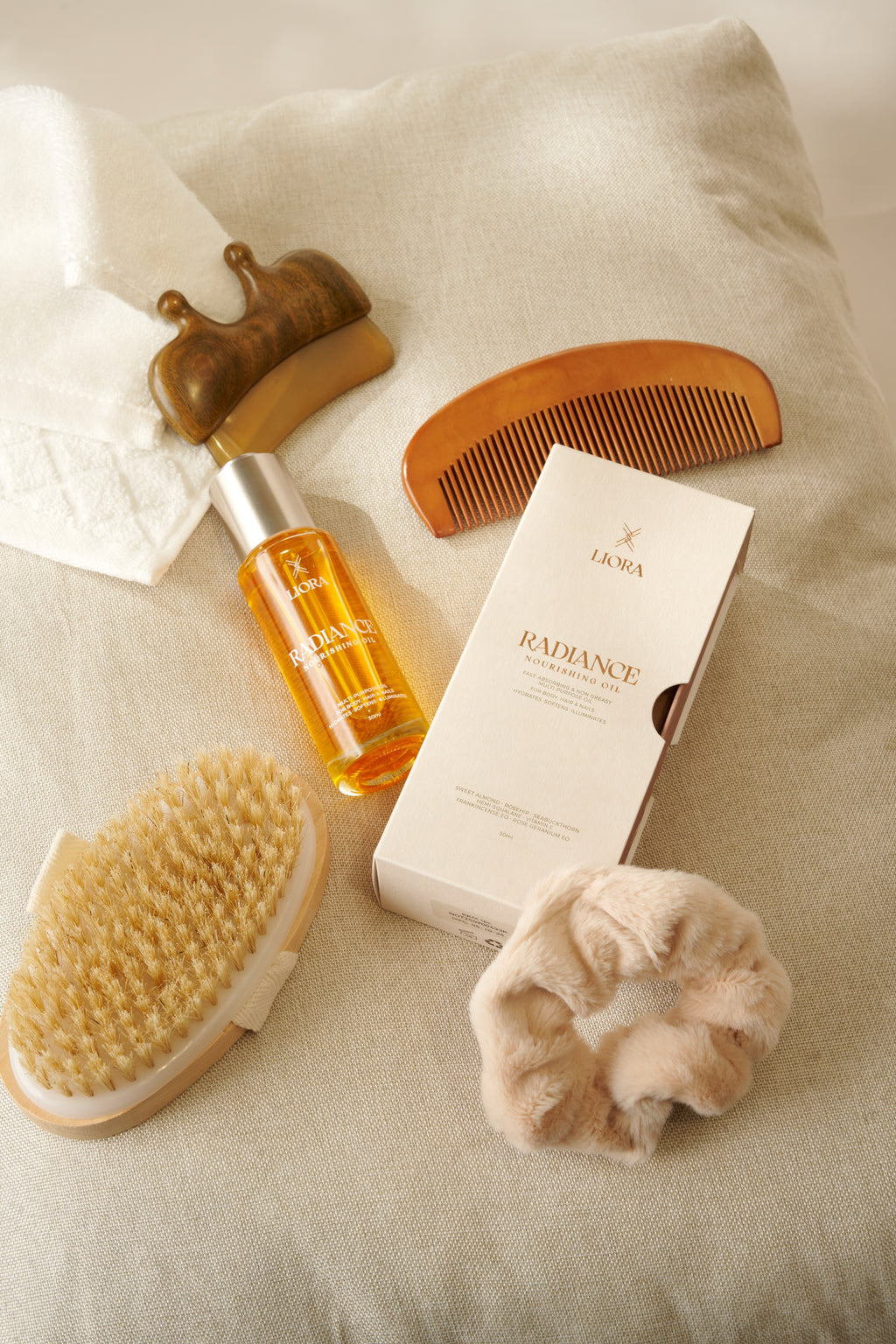 Radiance Nourishing Oil (30ml)
